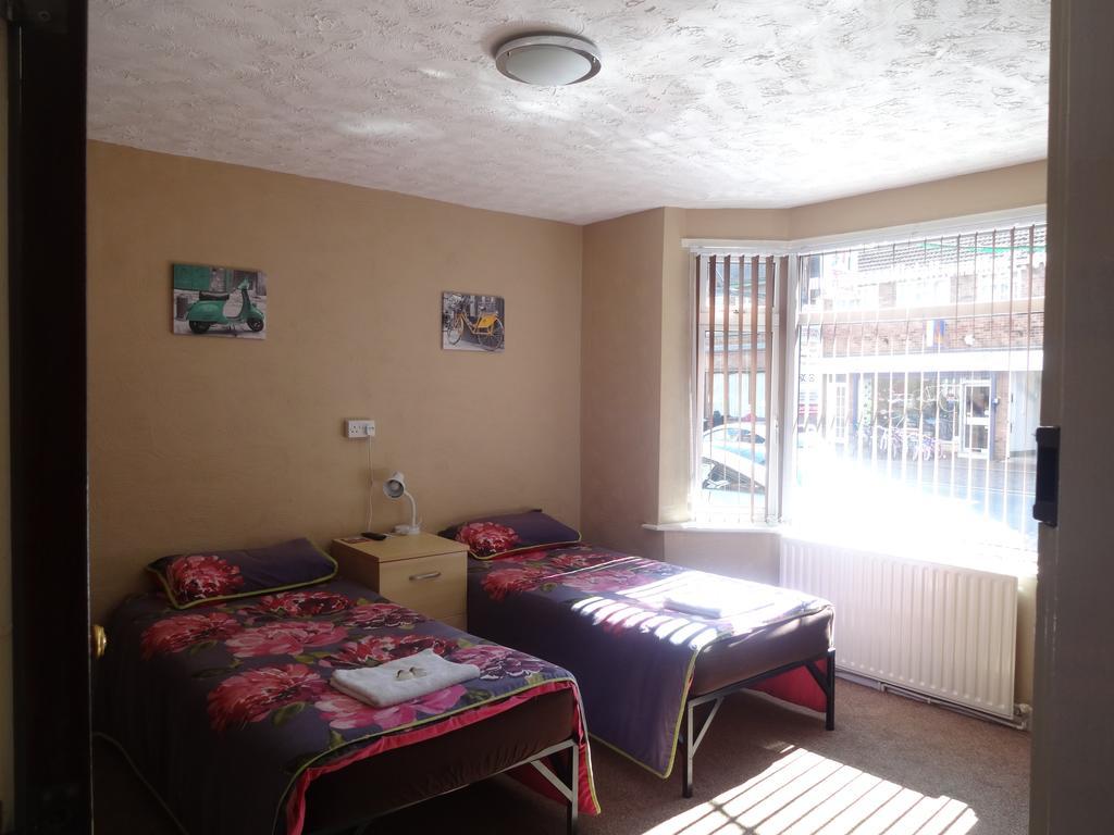 The Manor Hotel Nuneaton Room photo